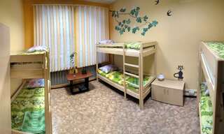 Хостелы Хостел Delil Киев Кровать в общем 6-местном номере для женщин-4